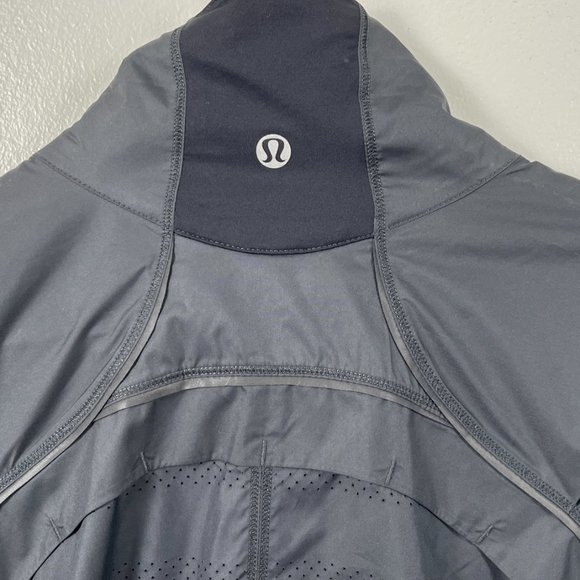 NWT LULULEMON REFLECTIVE SPORTS SLIM FIT JACKET 6 - Picture 8 of 12